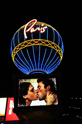 DSC_0133.jpg (4288x2848) NIKON D300 - 18-200mm f/3.5-5.6 // F4 // 1/30 sec // ISO 500 // 26,0 mm // no Flash // 2008:07:03 22:57:19 DSC_0133.jpg (4288x2848) NIKON D300 - 18-200mm f/3.5-5.6 // F4 // 1/30 sec // ISO 500 // 26,0 mm // no Flash // 2008:07:03 22:57:19